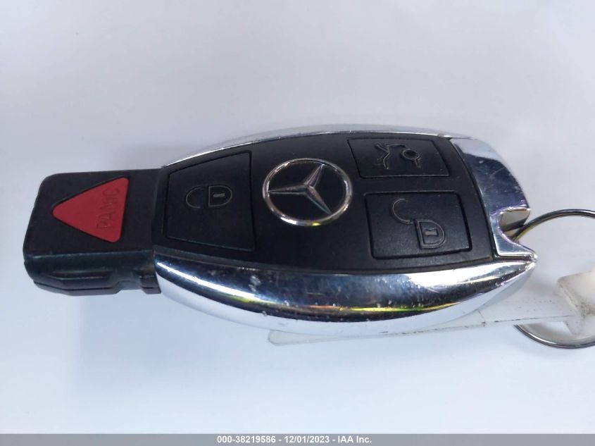 2014 MERCEDES-BENZ S 550 WDDUG8CBXEA055037