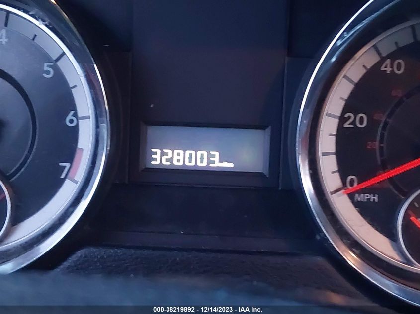 2015 DODGE GRAND CARAVAN AVP/SE - 2C4RDGBGXFR658809