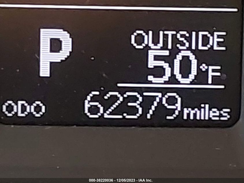 2018 TOYOTA COROLLA LE - 5YFBURHE7JP845209