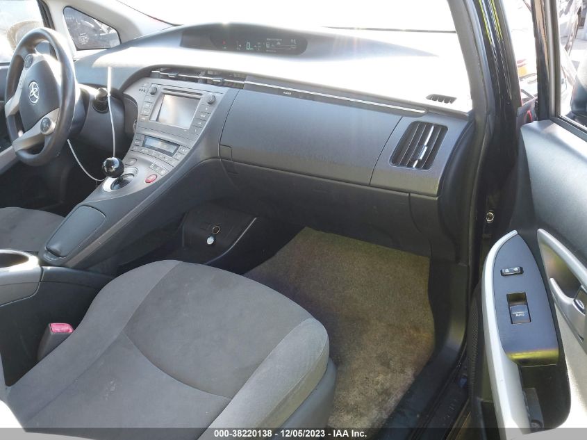 2013 TOYOTA PRIUS TWO - JTDKN3DU7D5698060