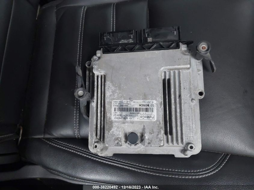 2019 FORD ESCAPE TITANIUM - 1FMCU9J91KUA26083