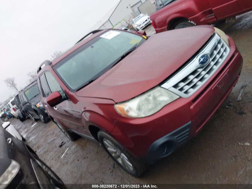 2013 SUBARU FORESTER 2.5X PREMIUM - JF2SHADC7DH429172