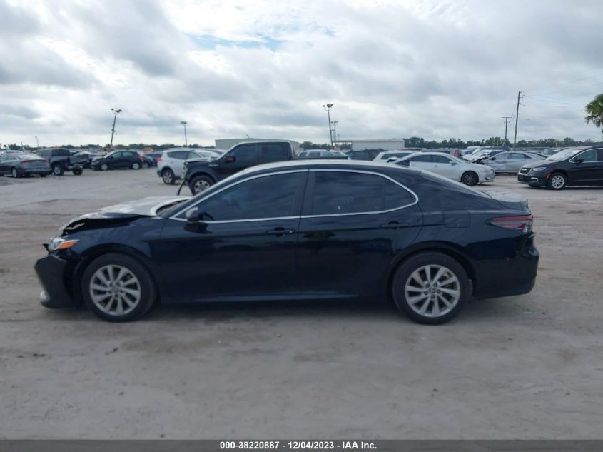 2022 TOYOTA CAMRY LE - 4T1C11AK2NU013604