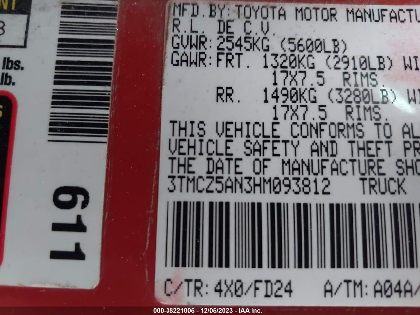 2017 TOYOTA TACOMA DBL CAB/SR/TRDSPT/OR/PRO - 3TMCZ5AN3HM093812