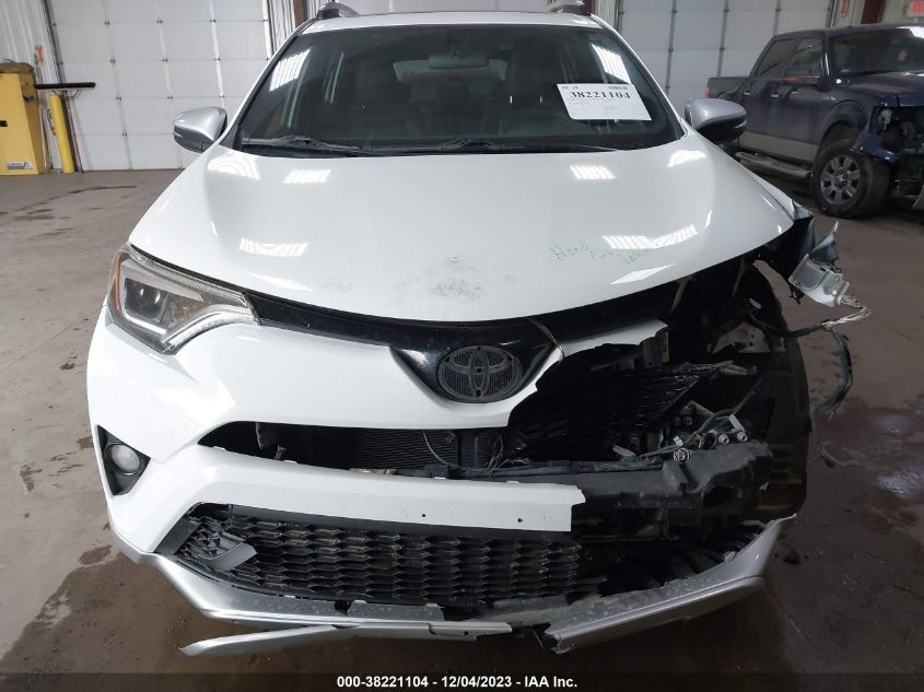 2016 TOYOTA RAV4 SE - JTMJFREV9GD176446