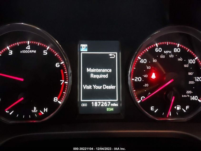 2016 TOYOTA RAV4 SE - JTMJFREV9GD176446
