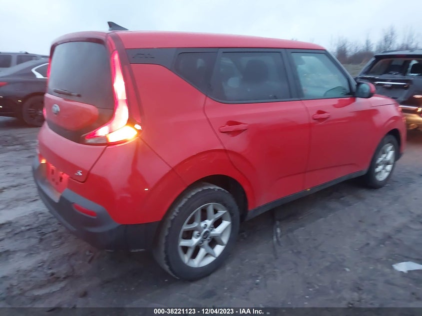 VIN KNDJ23AU8L7069080 2020 KIA SOUL S
