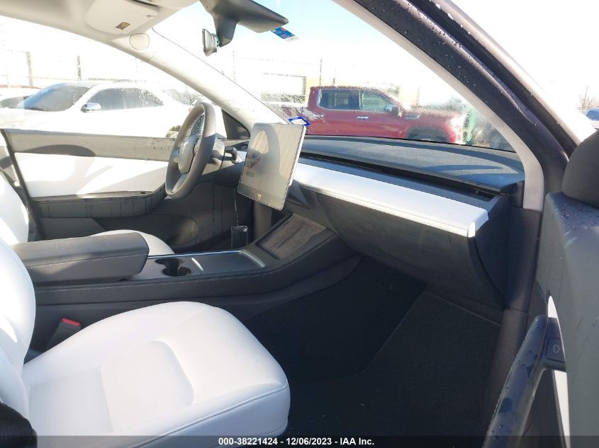 2021 TESLA MODEL Y LONG RANGE DUAL MOTOR - 5YJYGAEEXMF186923