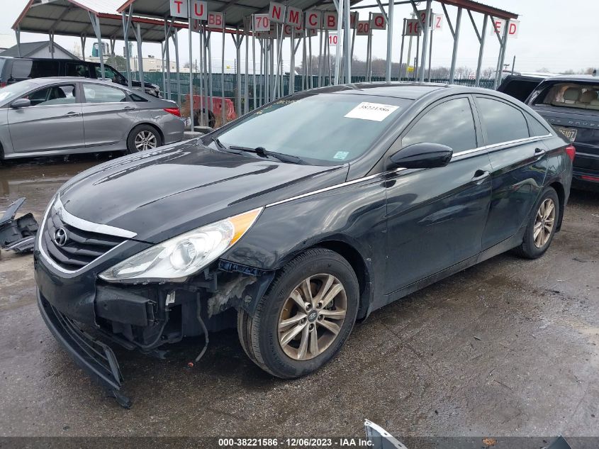 2013 HYUNDAI SONATA GLS - 5NPEB4AC2DH761895