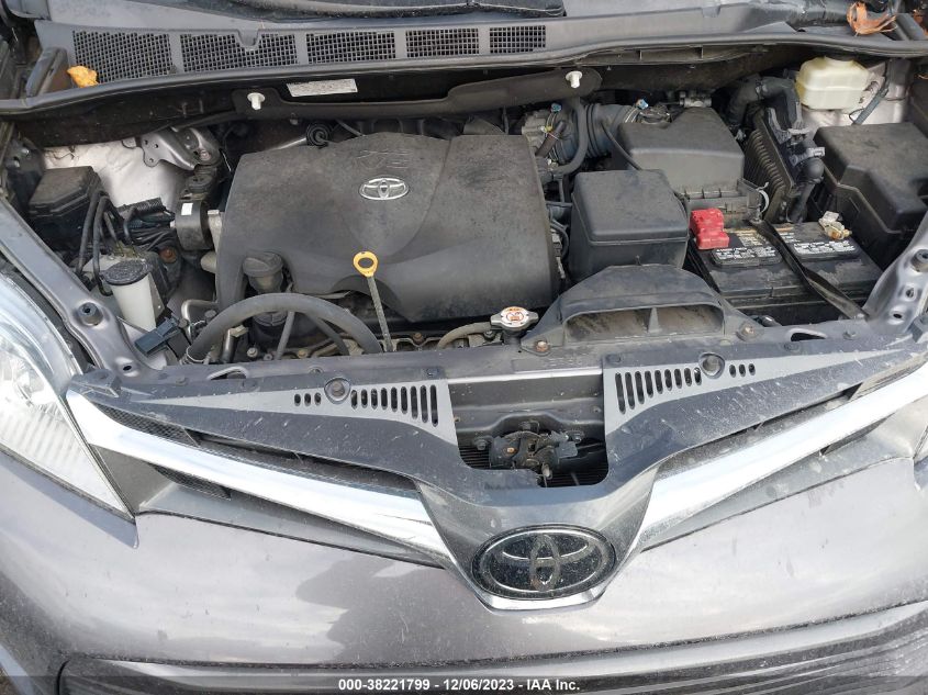 2019 TOYOTA SIENNA XLE - 5TDYZ3DC0KS979310