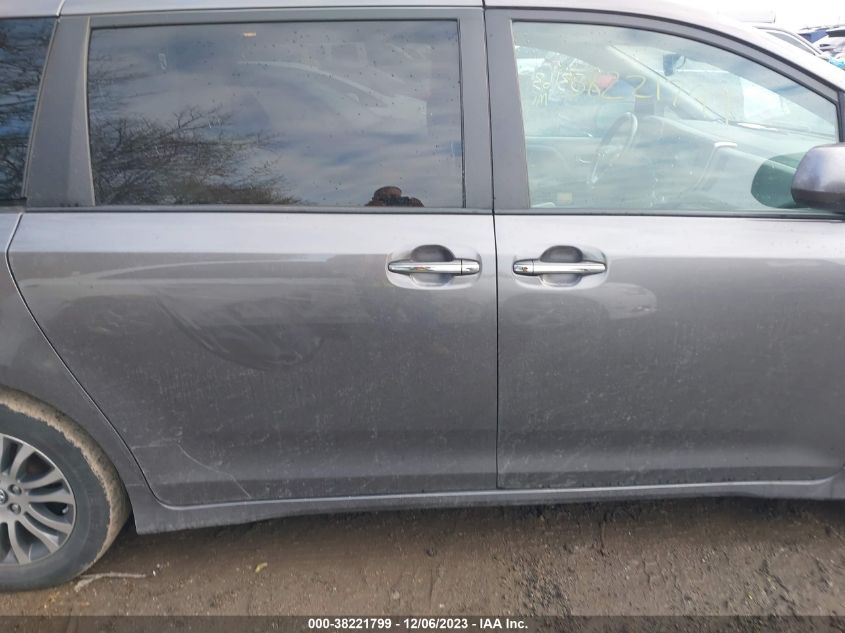 2019 TOYOTA SIENNA XLE - 5TDYZ3DC0KS979310
