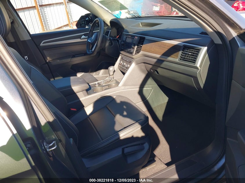 VIN 1V2LP2CA0NC519756 2022 VOLKSWAGEN ATLAS 2.0T SE