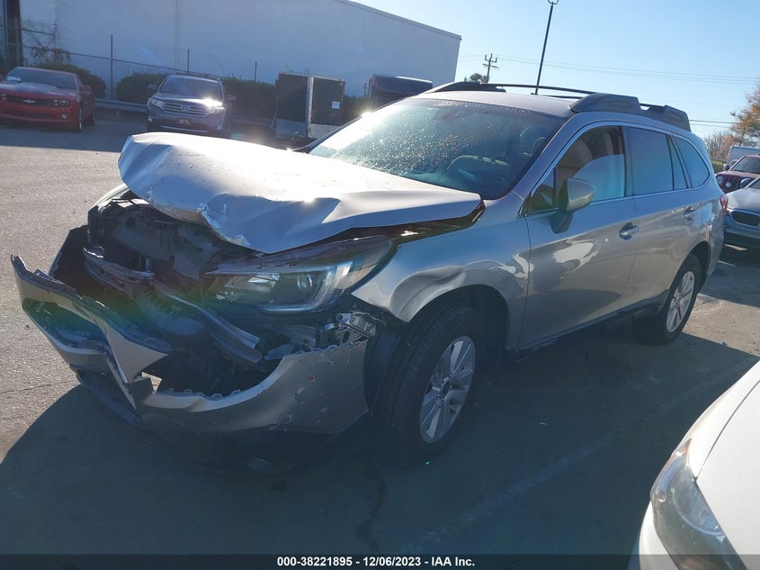 VIN 4S4BSAFCXJ3219585 2018 SUBARU OUTBACK 2.5I PREMIUM