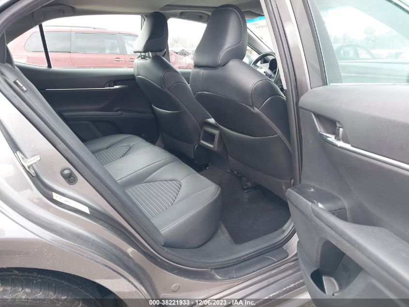 2019 TOYOTA CAMRY SE - 4T1B11HK9KU731566