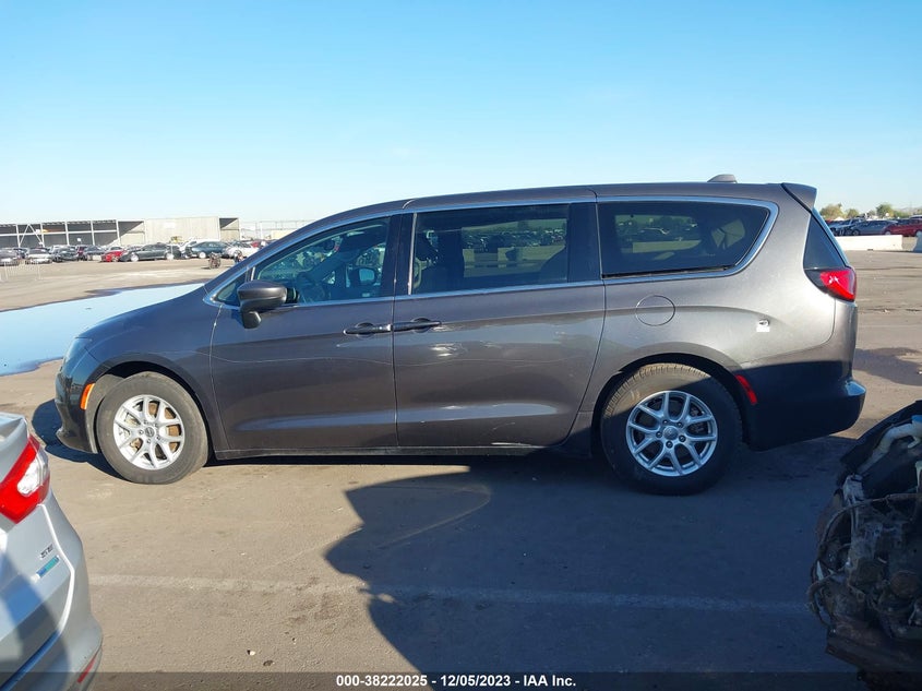 VIN 2C4RC1DG9HR502244 2017 CHRYSLER PACIFICA TOURING