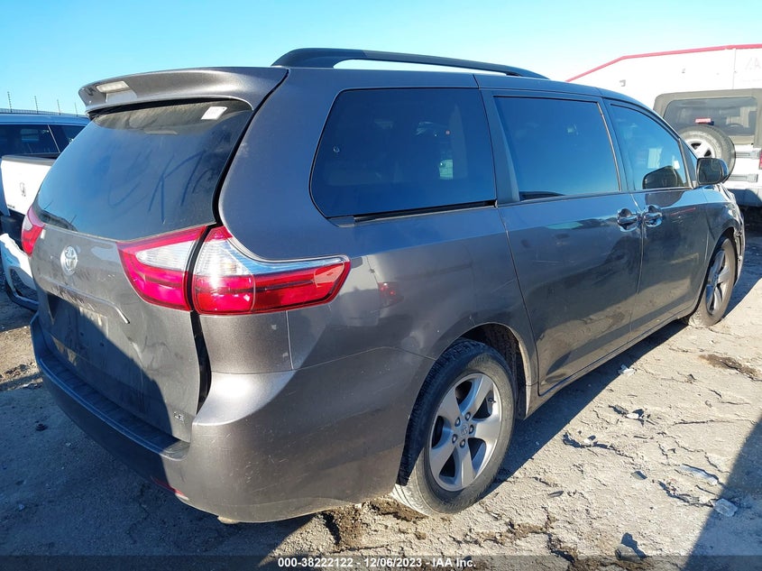 VIN 5TDKZ3DC3HS857877 2017 TOYOTA SIENNA LE 8 PASSENGER