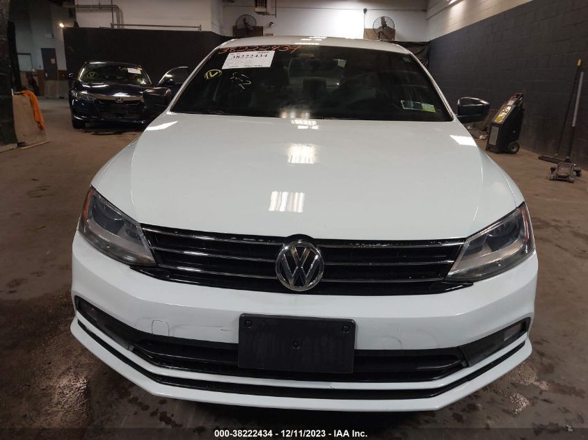 2016 VOLKSWAGEN JETTA 1.8T SPORT - 3VWD17AJ7GM286819