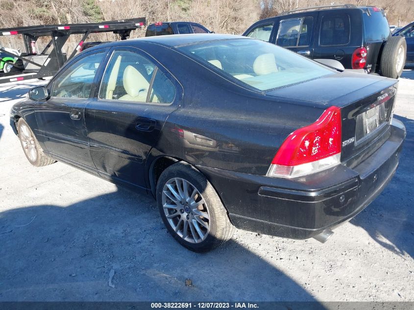 YV1RH592772643018 | 2007 VOLVO S60