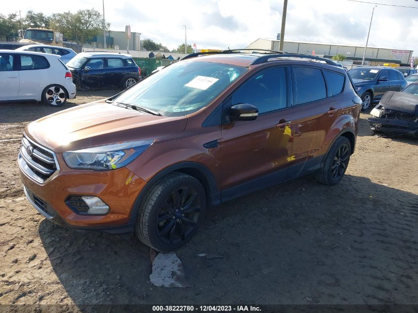 2017 FORD ESCAPE TITANIUM - 1FMCU0J90HUA09926