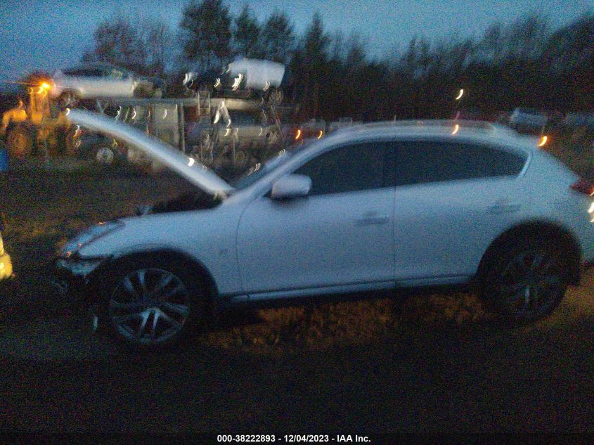 2016 INFINITI QX50 - JN1BJ0RR4GM261645