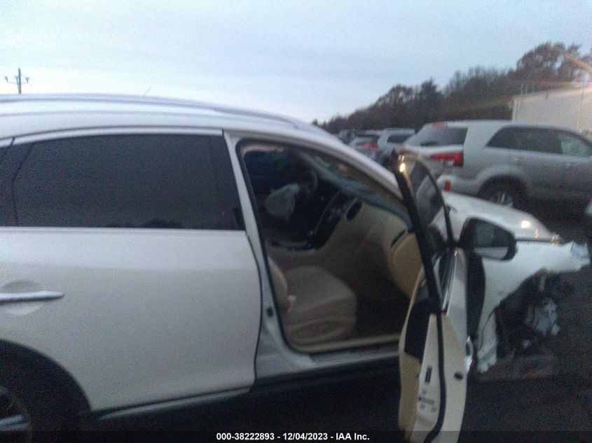 2016 INFINITI QX50 - JN1BJ0RR4GM261645