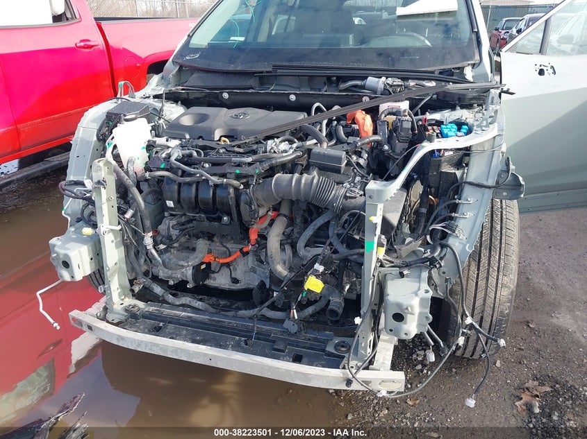 VIN 4T3RWRFV1NU075449 2022 TOYOTA RAV4 XLE