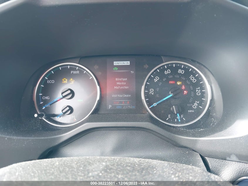 VIN 4T3RWRFV1NU075449 2022 TOYOTA RAV4 XLE