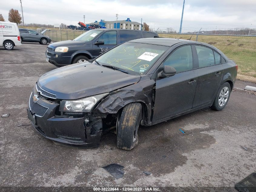 2014 CHEVROLET CRUZE LS AUTO - 1G1PA5SH2E7391381