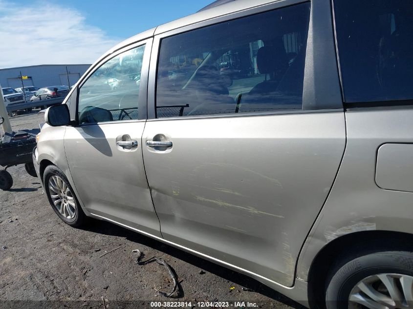 5TDYZ3DCXHS883516 2017 TOYOTA SIENNA, photo no. 14