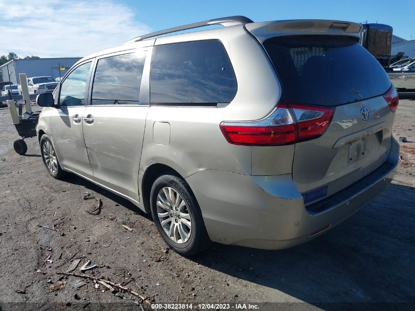 5TDYZ3DCXHS883516 2017 TOYOTA SIENNA, photo no. 3