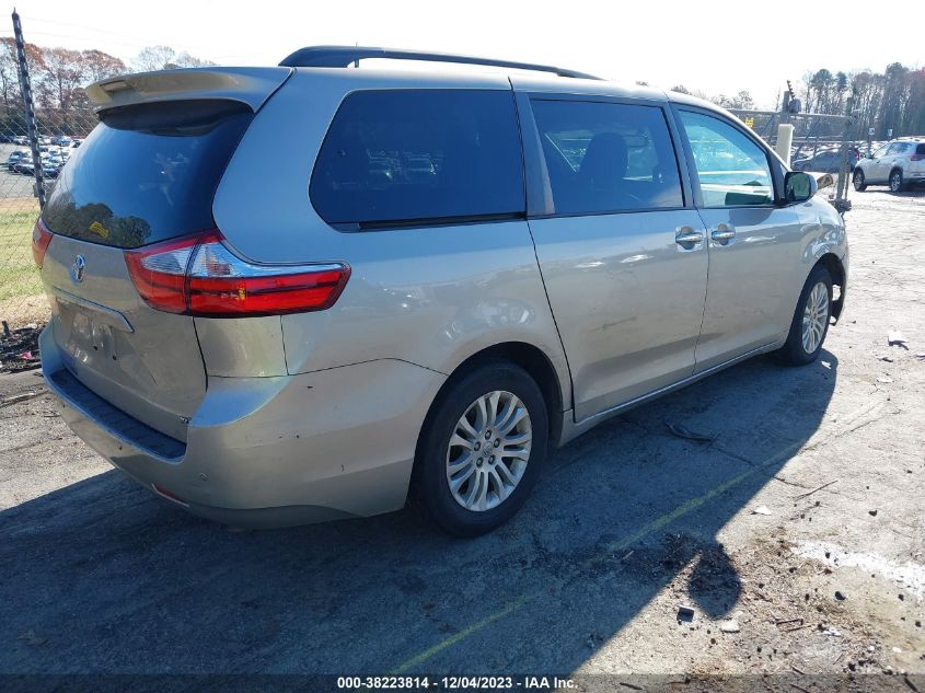 5TDYZ3DCXHS883516 2017 TOYOTA SIENNA, photo no. 4