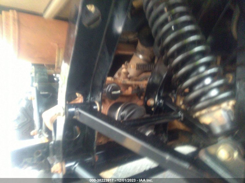 2018 KAWASAKI KAF820 B - JKBAFSB15JB511848