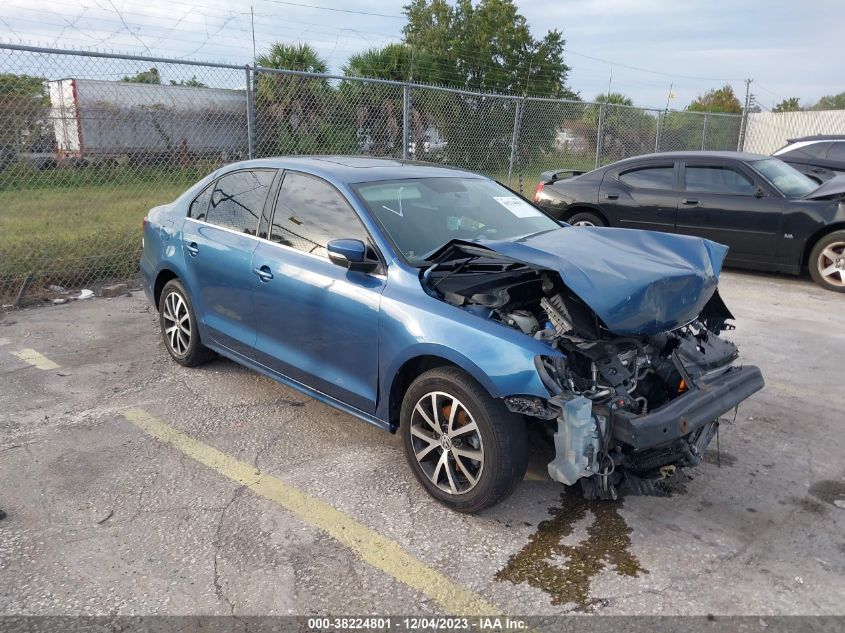 2017 VOLKSWAGEN JETTA 1.4T SE - 3VWDB7AJXHM234728