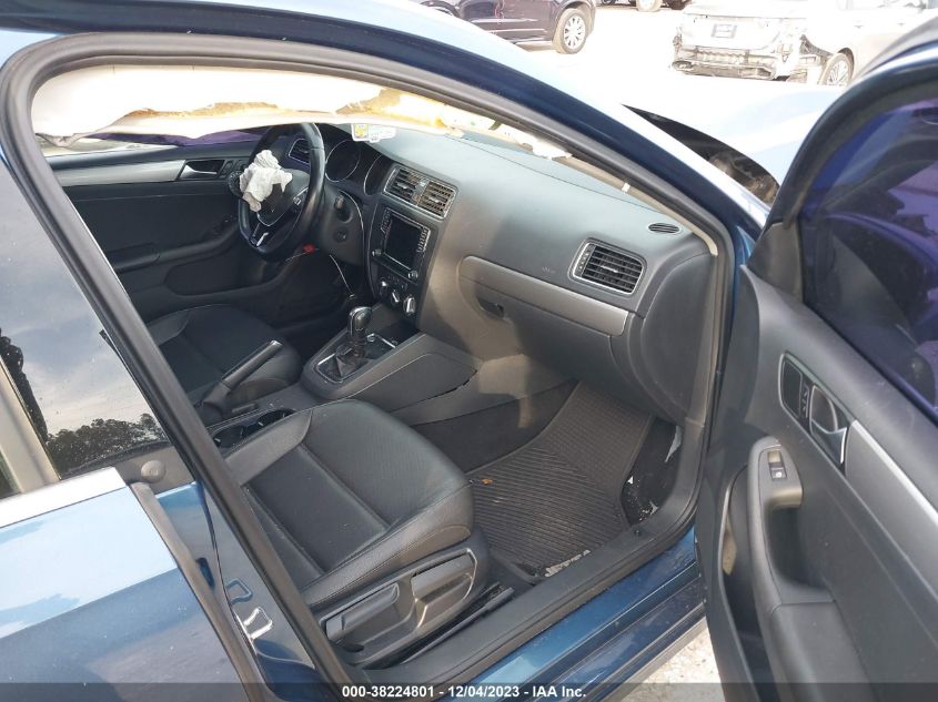 2017 VOLKSWAGEN JETTA 1.4T SE - 3VWDB7AJXHM234728