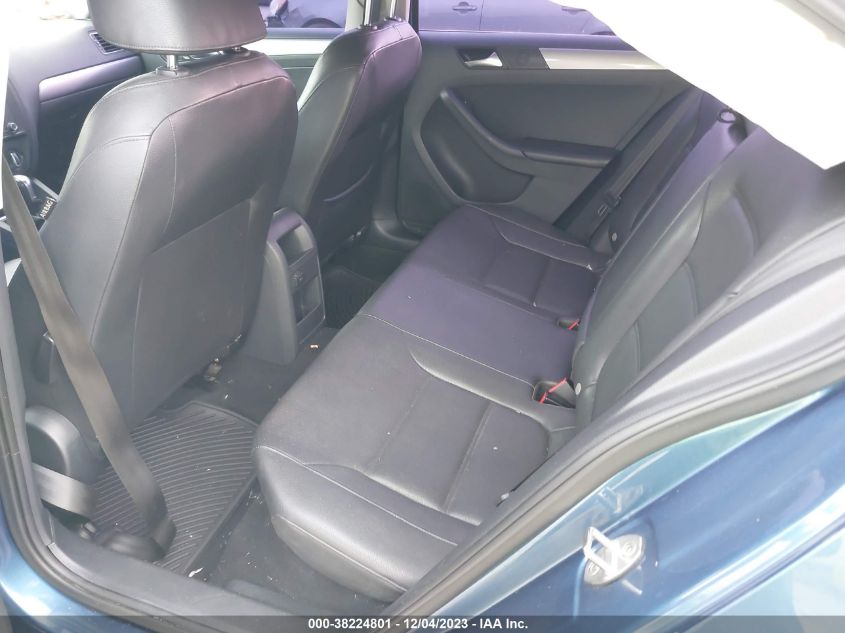 2017 VOLKSWAGEN JETTA 1.4T SE - 3VWDB7AJXHM234728