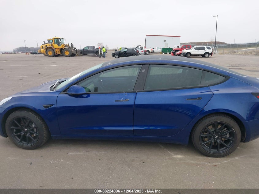 VIN 5YJ3E1EB9LF617546 2020 TESLA MODEL 3