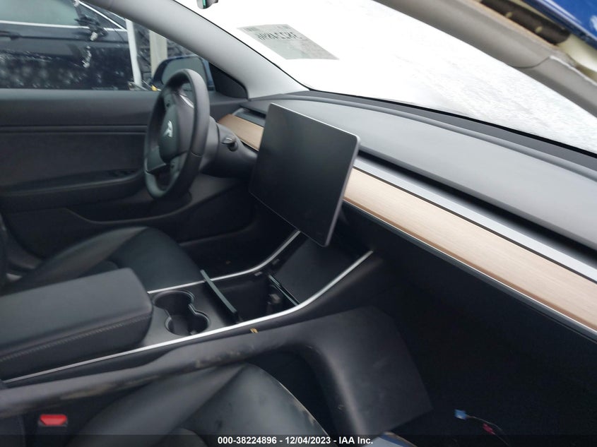 VIN 5YJ3E1EB9LF617546 2020 TESLA MODEL 3
