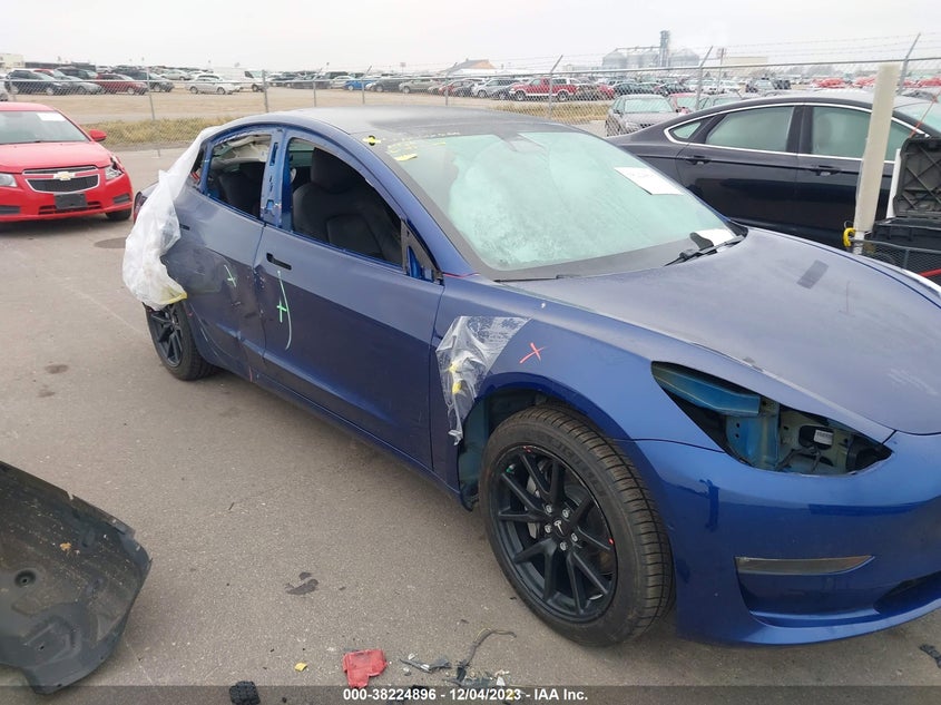 VIN 5YJ3E1EB9LF617546 2020 TESLA MODEL 3