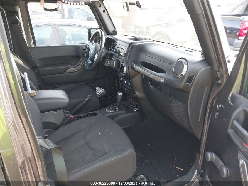 2014 JEEP WRANGLER UNLIMITED SPORT - 1C4BJWDGXEL271590