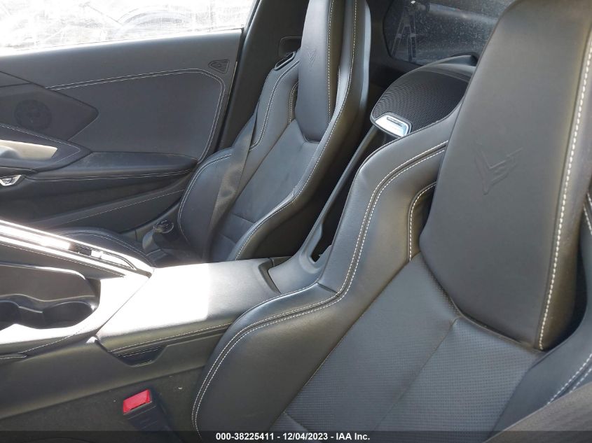 2021 CHEVROLET CORVETTE STINGRAY RWD  1LT - 1G1YA2D48M5113611