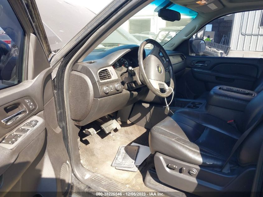 2014 CHEVROLET SUBURBAN K1500 LT - 1GNSKJE79ER140329