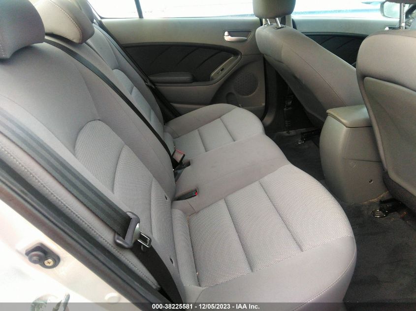 2018 KIA FORTE LX - 3KPFK4A70JE221744