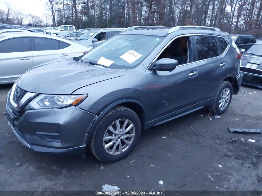 VIN 5N1AT2MV0JC818692 2018 NISSAN ROGUE SV