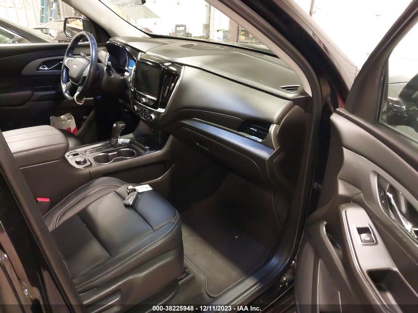 VIN 1GNEVGKW0LJ323388 2020 CHEVROLET TRAVERSE AWD LT CLOTH