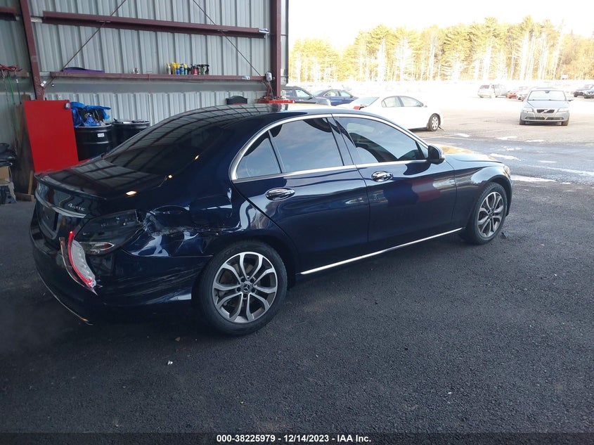 VIN 55SWF4KB7HU218169 2017 MERCEDES-BENZ C 300 4MATIC