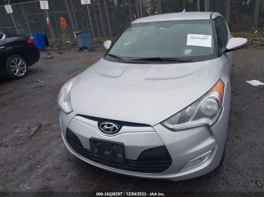 2017 HYUNDAI VELOSTER - KMHTC6AD9HU308180