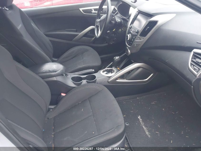 2017 HYUNDAI VELOSTER - KMHTC6AD9HU308180