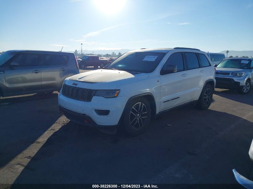 2017 JEEP GRAND CHEROKEE TRAILHAWK 4X4 - 1C4RJFLT4HC812070