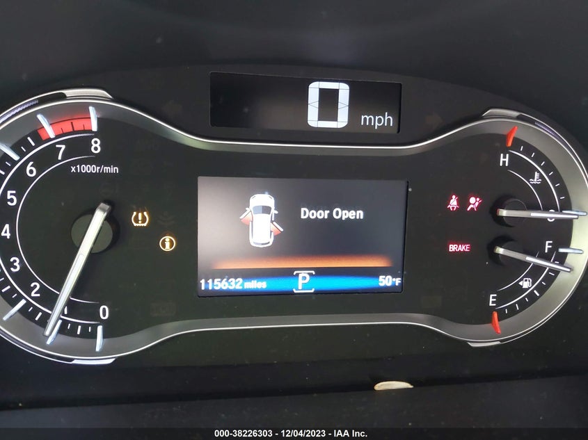 VIN 5FNYF5H91JB027700 2018 HONDA PILOT TOURING