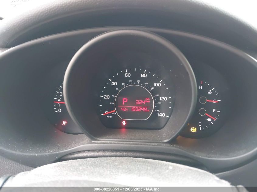2017 KIA SOUL + - KNDJP3A57H7443731